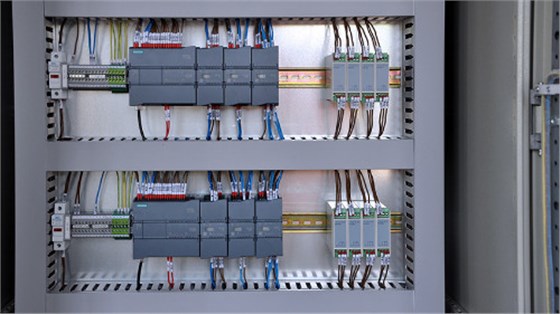 electrical control panel (8)