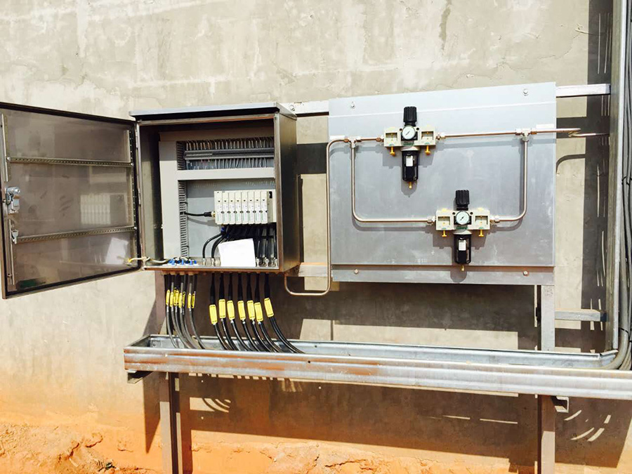 Application of pneumatic valve solenoid valve control cabinet in the lithium battery industry Application of pneumatic valve solenoid valve control cabinet in the lithium battery industry