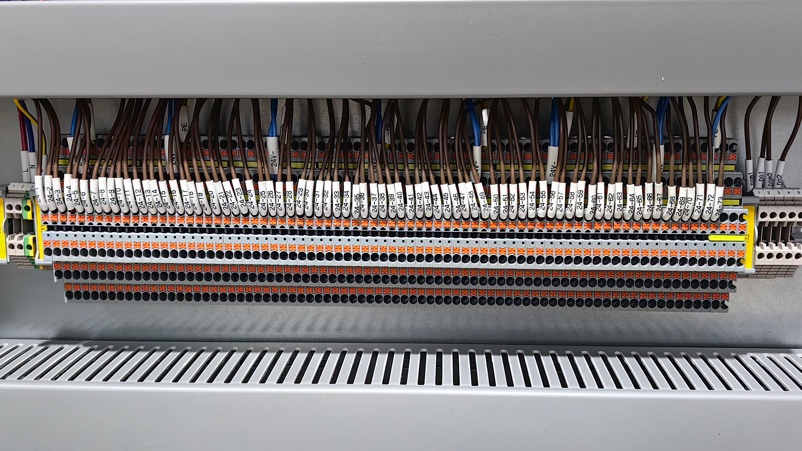 DWYER pulse control cabinet